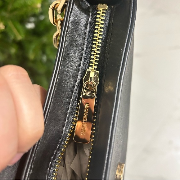 Michael Kors Black Gold Chain Shoulder Bag - Picture 4 of 7